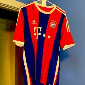 Adidas soccer jersey-Mens size large
